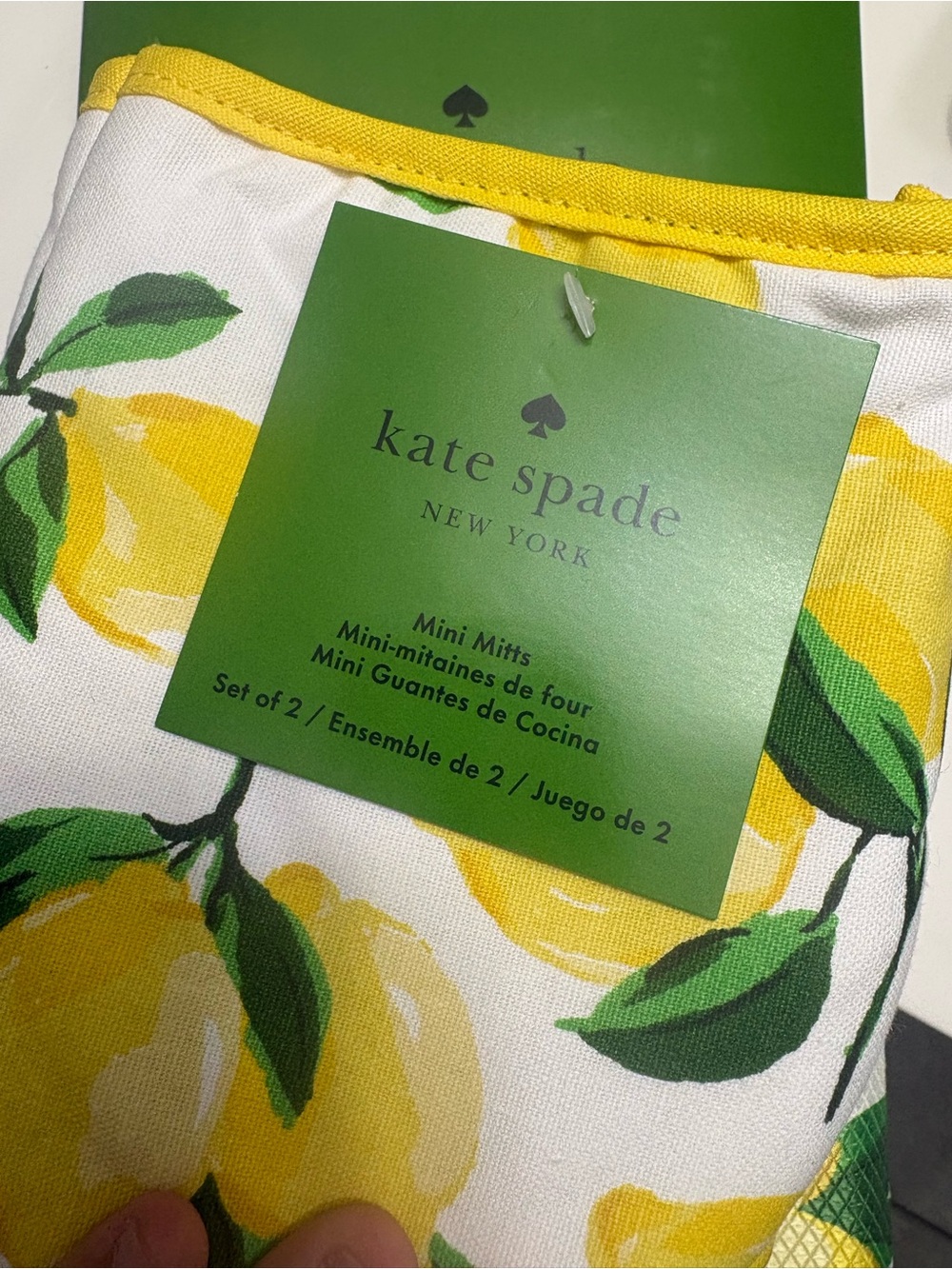 Kate Spade Lemon Kitchen Drying Mat Set of 2 & Oven Mit set - Picture 5 of 5